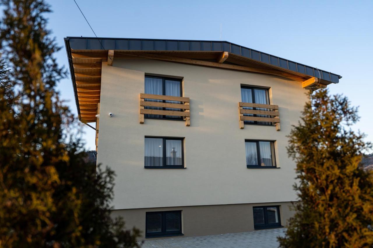 Apartmány Janka + camp Bešeňová Exterior foto