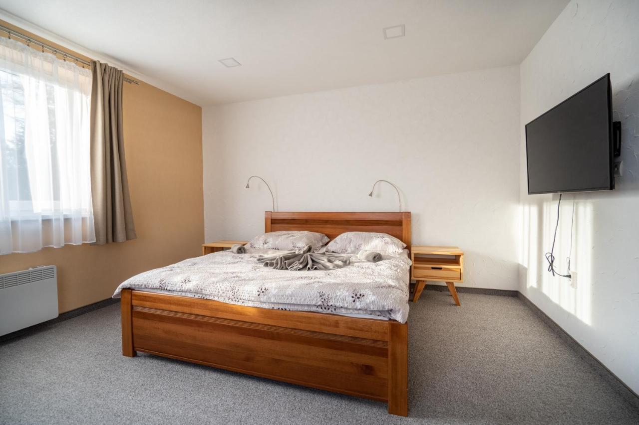 Apartmány Janka + camp Bešeňová Exterior foto