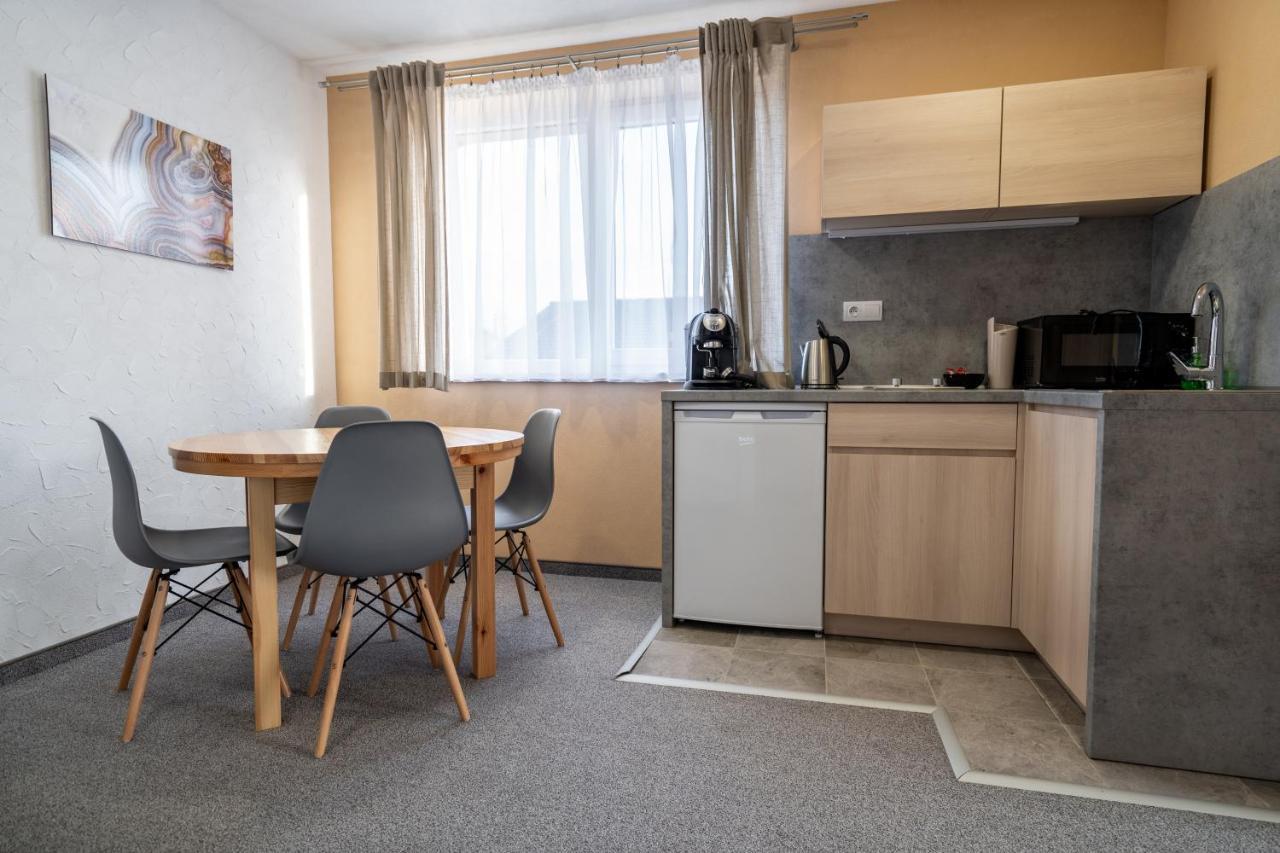 Apartmány Janka + camp Bešeňová Exterior foto